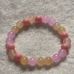 Handmade Adorable Pastel Peach & Yellow Beaded Bracelet, Size 7”